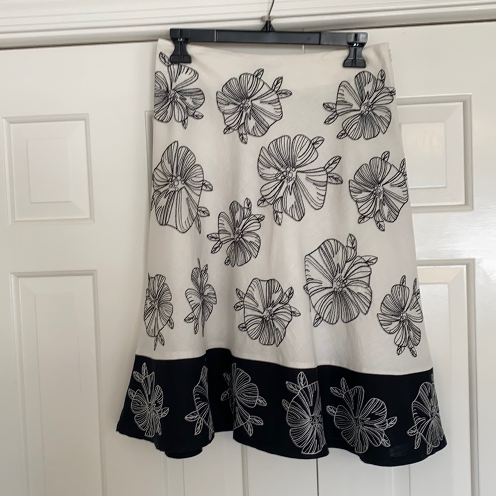 Women’s skirt sz 6